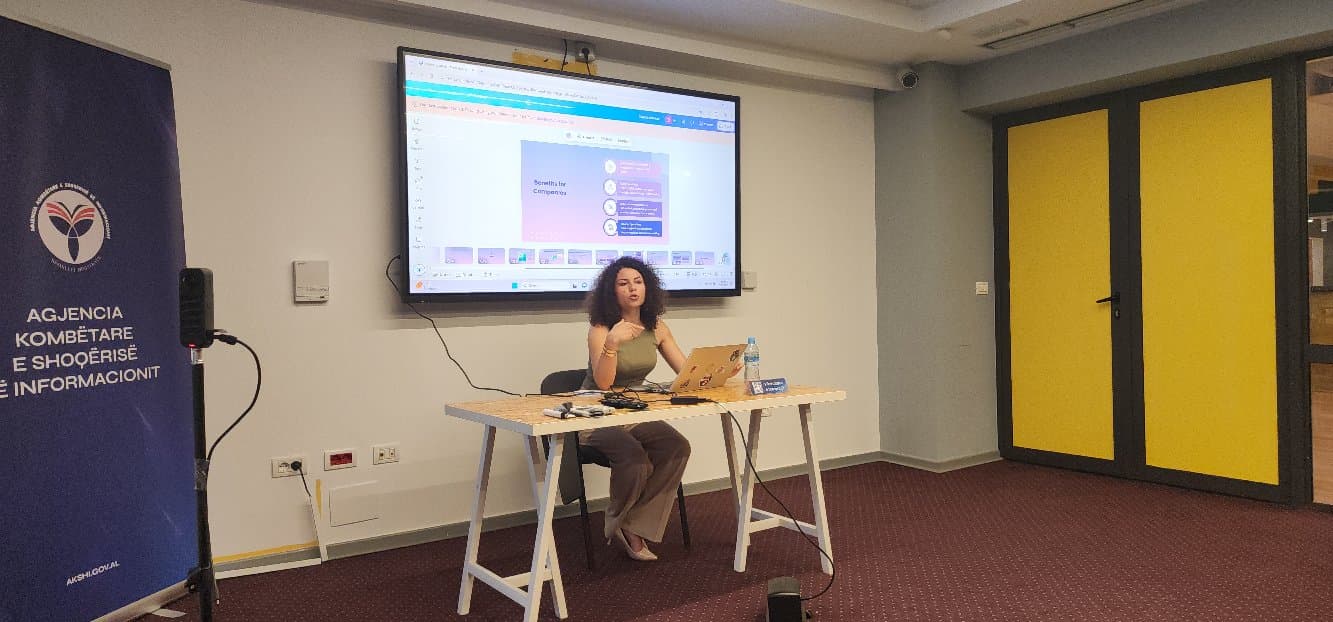 Elvira Çekrezi at a PPUGA event