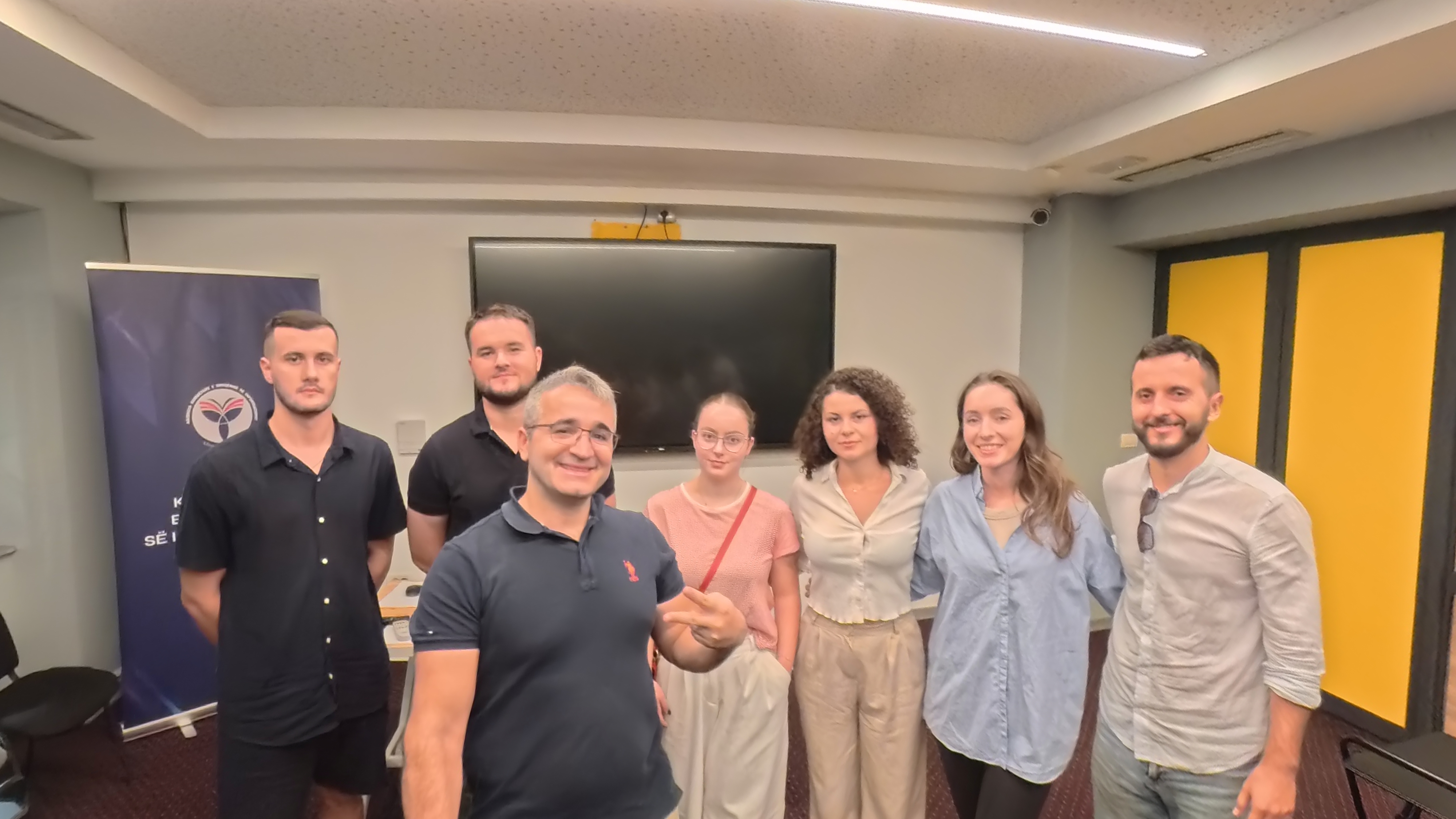 03.group-photo.jpg