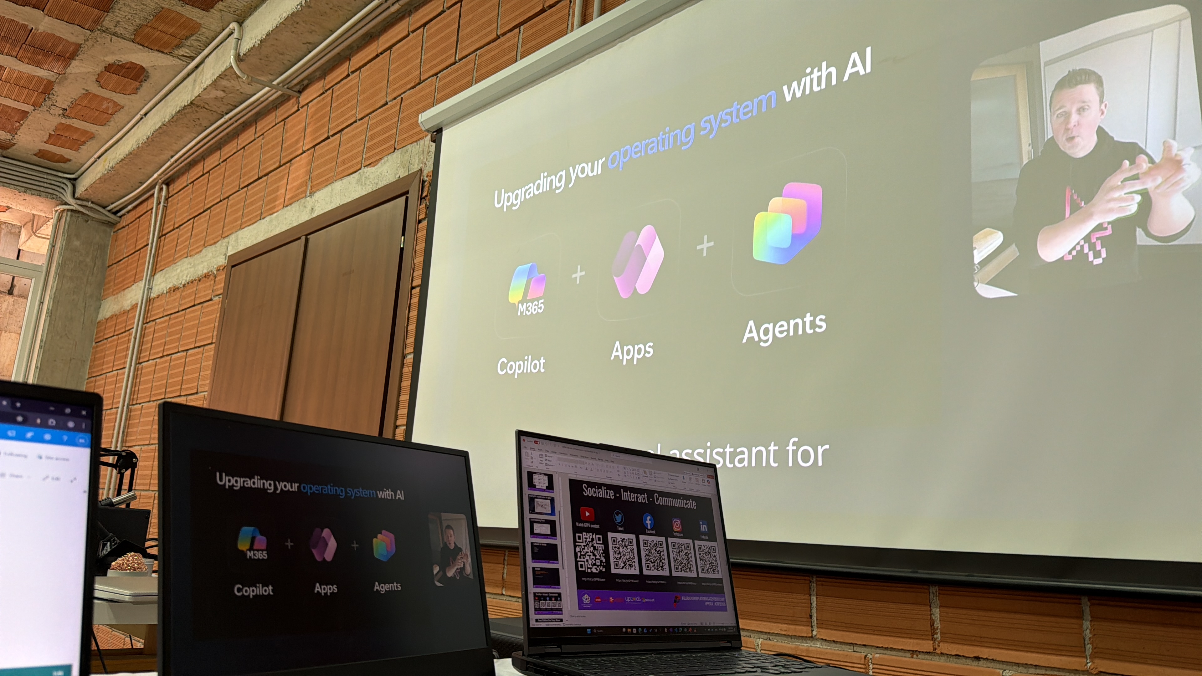 02.presenter-view.jpg